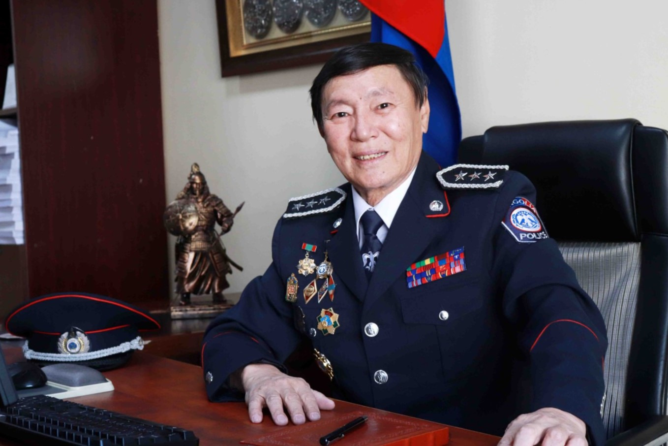 ОНОЛЫН НЯМСҮРЭН БУЮУ ОНОЛООР ОВОГЛОСОН БАГШ